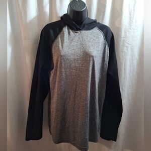 Zone Pro Raglan Sleeve Hoodie Medium